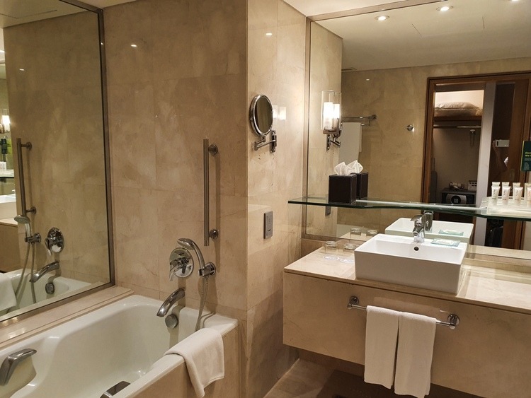 Bathroom at Holiday Inn, Silom