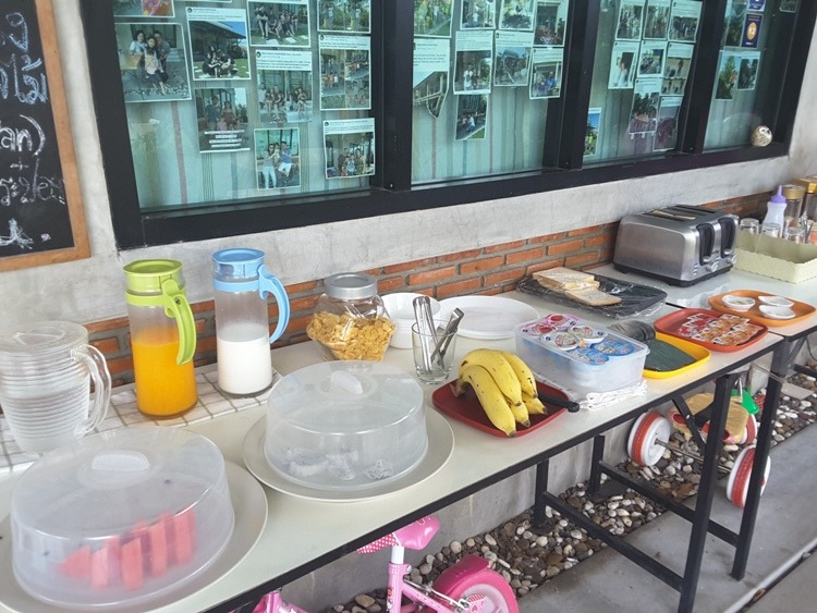 Breakfast at Sweet Dreams Guesthouse, Phetchaburi