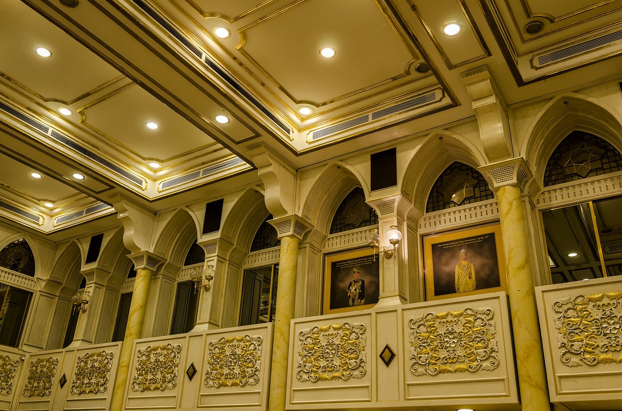 architectural dome photos, Asia photos, building entrance photos, gate photos, built structure photos, Kuala Lumpur photos, majestic photos, Malaysia photos, museum photos