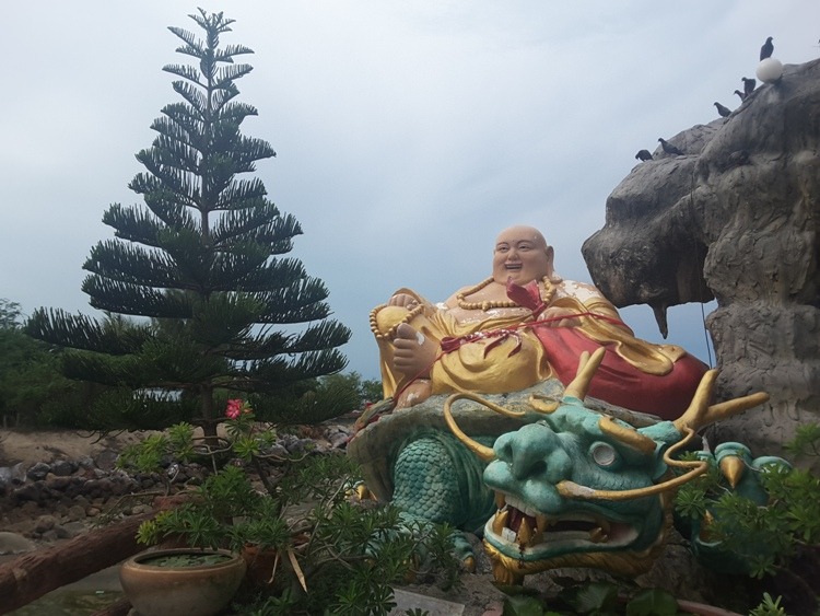 Buddha Image At Khao Tao