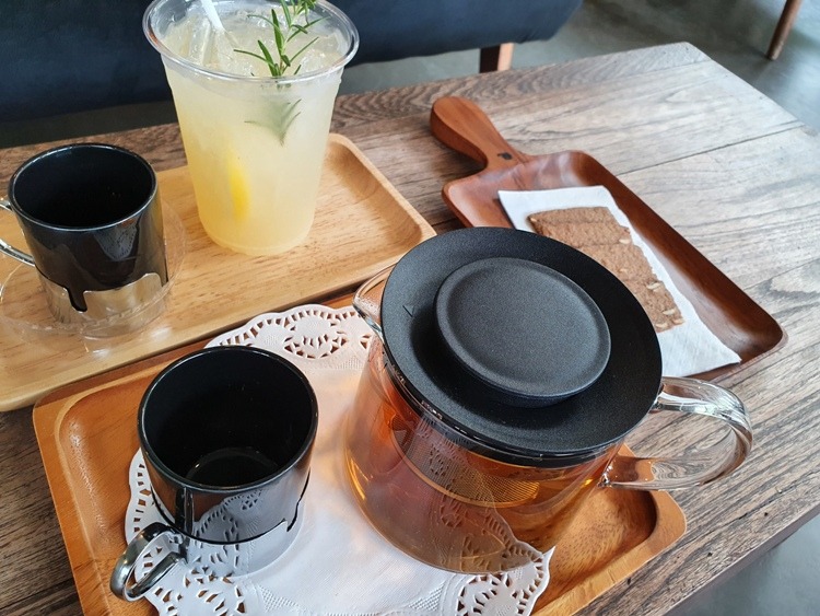 Tea at Remix Dessert Cafe, Hua Hin