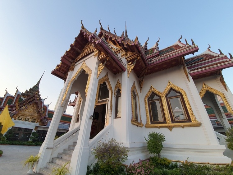 Wat Yannawa Boat Temple, Bangkok