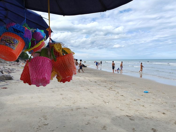 Cha-Am Beach