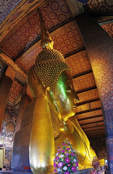 Bangkok_Wat_Pho_reclining_Buddha