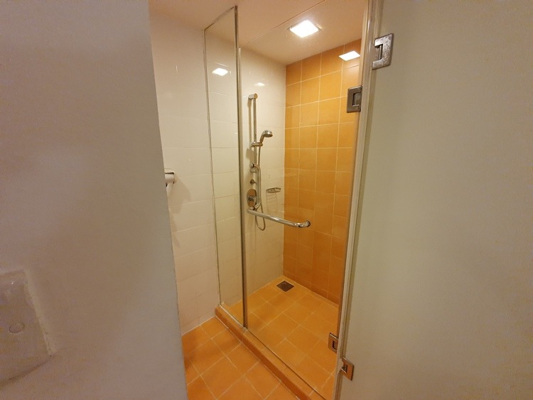 Standard Room Shower at Citrus Hotel, Johor Bahru