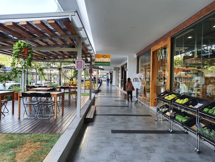 Shops & Cafes at Golden Homestay @ The Robertson, Kuala Lumpur
