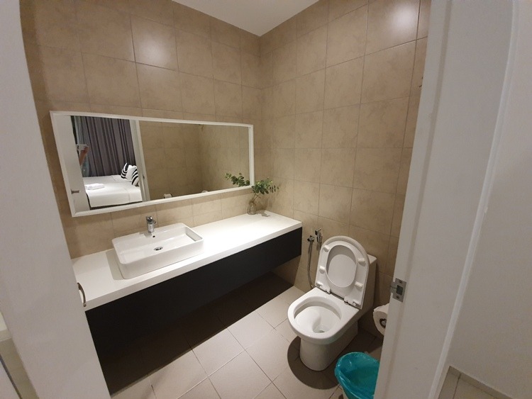 Bathroom at Golden Homestay @ The Robertson, Kuala Lumpur