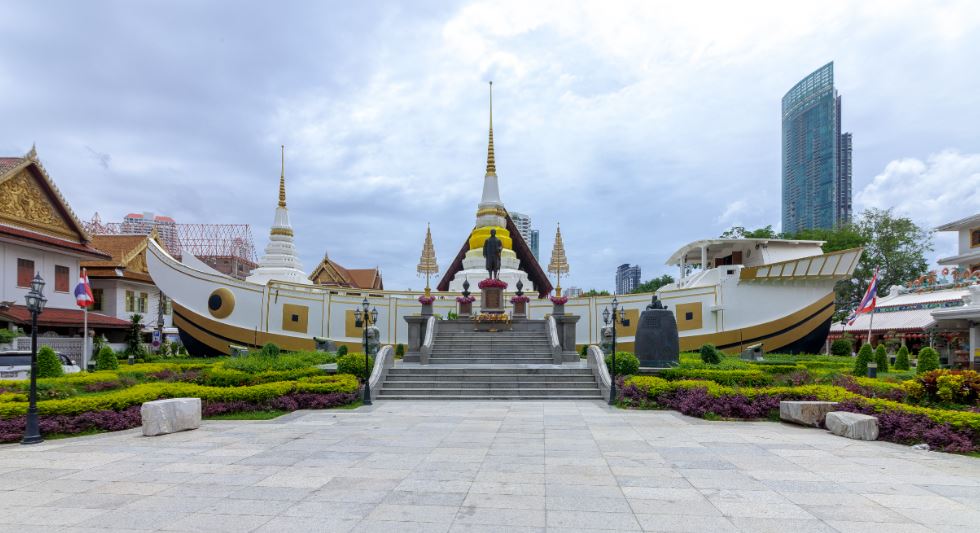 image of Wat Yannawa, The Boat Temple